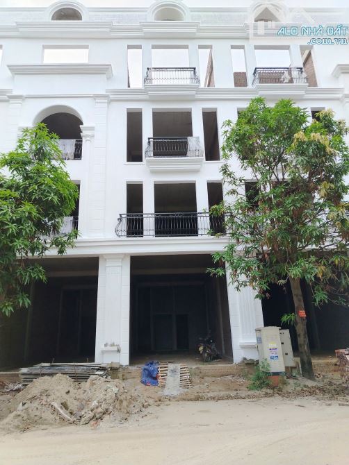 “Có những nơi ở không chỉ là nhà, mà còn là chỗ để gầy dựng sự nghiệp. Phúc Thành 3 là một