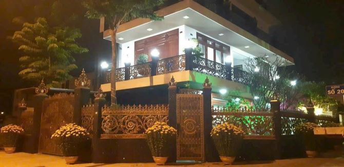 Siêu Vip + bề thế  Biệt thự góc 2 mặt tiềnđường Vip nhất MỹGia rộng 27m 287m2 giá rẻ 20 tỷ