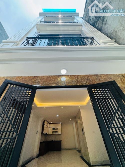 Bán nhà Hai Bà Trưng - 63/73m 5 tầng thang máy giá 10 tỉ - 2 thoáng, gần ô tô, xây mới KCB