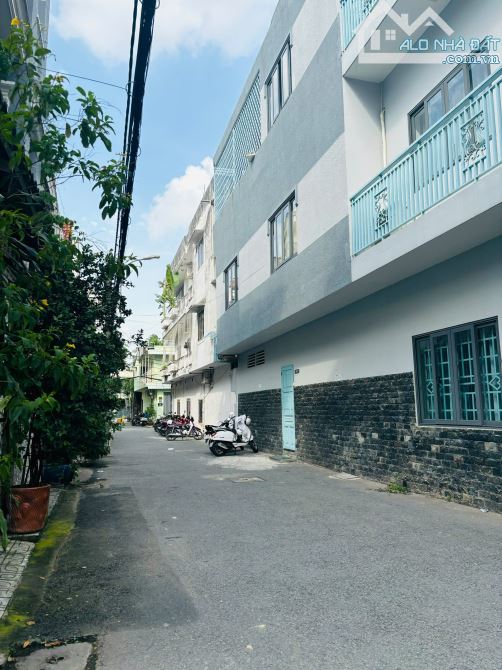 Bán nhà 4 tầng hẻm xe hơi Ung Văn Khiêm, P25 Bình Thạnh 4x16m giá chỉ 13.2 tỷ