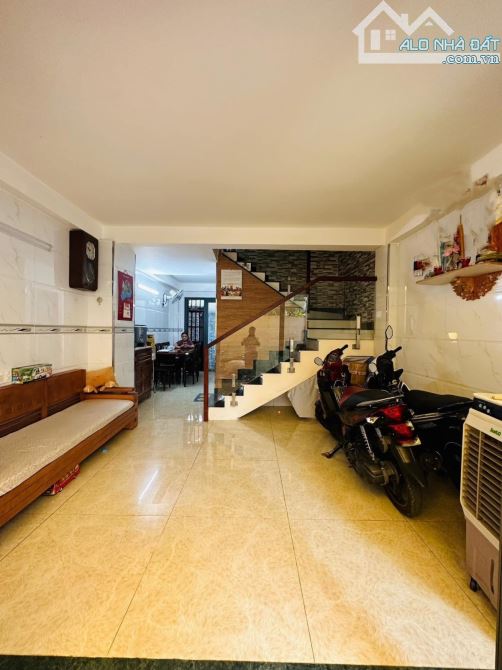BÌNH THẠNH SÁT Q1, 48M2, 5 TẦNG, 6PN HƠN 5 TỶ THƯƠNG LƯỢNG.
