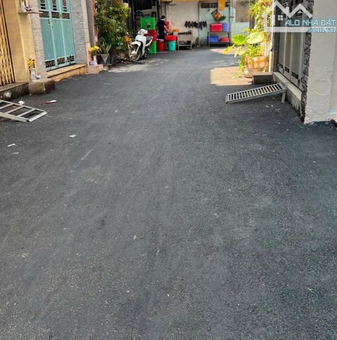 🏠 BÁN NHÀ HẺM XE HƠI - NGUYỄN VĂN NGHI P.7 - 30m2 - CHỈ VỚI 3.X TỶ TL