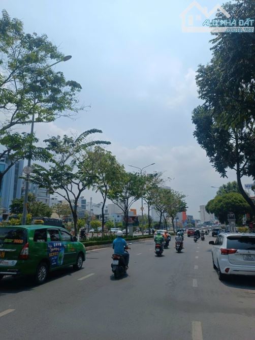 Lô Đất Hiếm 77 triệu/m2 - 245m2 (15x16) Điện Biên Phủ P17