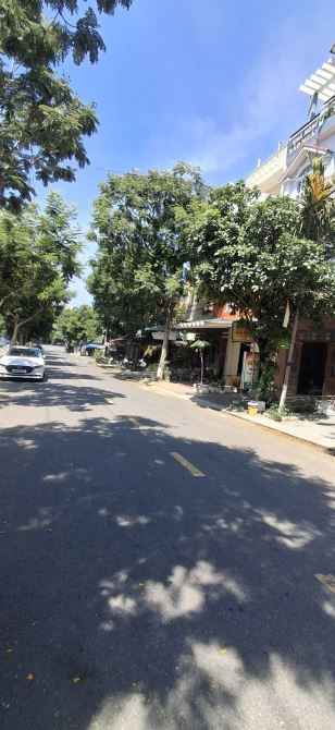 Bán đất lô góc mặt đường Yersin, Khuê Mỹ, Ngũ Hành Sơn, DT 248m2, 15 tỷ.