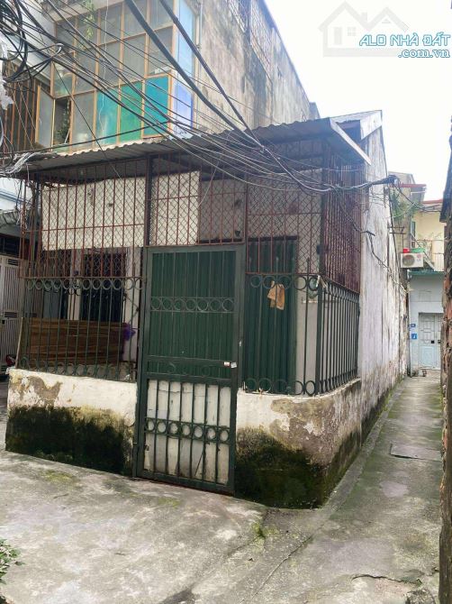 BÁN ĐẤT TẶNG NHÀ C4, 10M RA PHỐ QUANG TRUNG, LÔ GÓC SIÊU ĐẸP 57M2 GIÁ 10,95 TỶ
