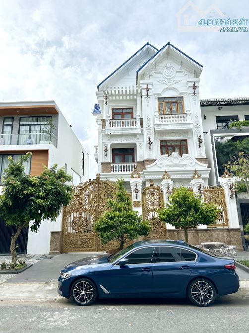 Biệt thự 1 trệt 2 lầu KDC hưng phú 10.5 x 20 ngay siêu thị Go. 18.5 tỷ