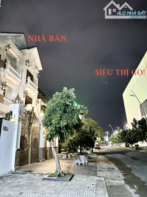 Biệt thự 1 trệt 2 lầu KDC hưng phú 10.5 x 20 ngay siêu thị Go. 18.5 tỷ - 4