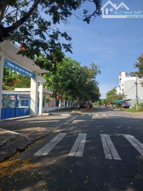 ⚡ Bán đất đường Thích Quảng Đức, Phường Hòa Minh, Quận Liên Chiểu, dt: 100m2, giá 4.9 tỷ