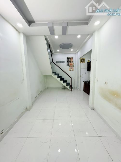 Bán nhà 2 tầng Quận 10, đường Vĩnh viễn, 29m2 chỉ 4,68 tỷ