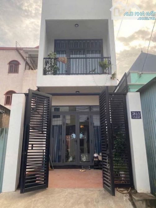 Nhà trệt lầu KP Trung Thắng, Dĩ An – đường ô tô, sổ hoàn công , 55m2 giá 3.3 tỷ