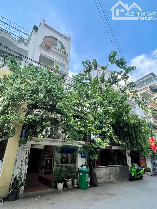 Bán gấp nhà 12C Nguyễn Thị Minh Khai đối diện HTV - VOV ngang khủng 11M x 12M chỉ 20 tỷ