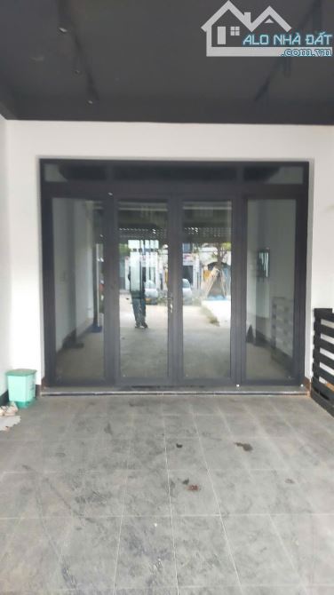 CHO THUÊ NHÀ MẶT TIỀN TRỊNH QUANG NGHỊ P7 QUẬN 8. 15 TRIỆU/ THÁNG