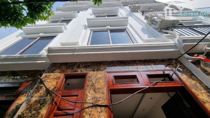 🏠 NHÀ MỚI 5 TẦNG – TÂY TỰU – MẶT TIỀN 3,6M  ✨ Thông tin chi tiết:  Diện tích: 35m², sổ vu