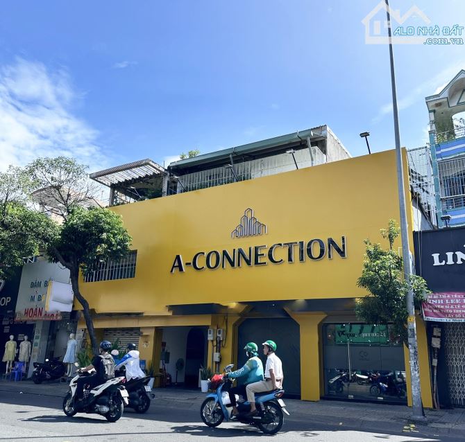 Siêu phẩm Mặt tiền Hùng Vương, Quận 10 - Ngang gần 9x24m - HĐT:100trđ - GIá 45 tỷ