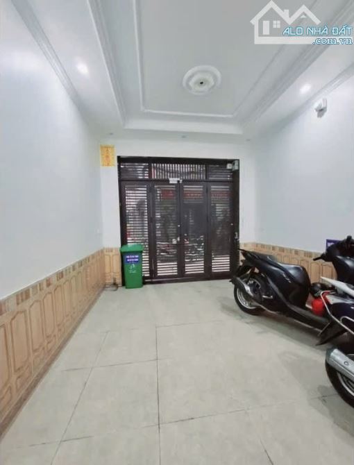 Bán nhà ở ngõ 58 Trần Bình Ô tô đỗ cửa Thang Máy Dt: 50m x Mt: 4m phường Nghĩa Đô