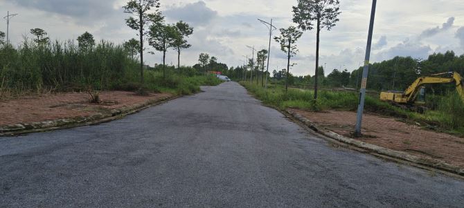 Bán đất lô góc Khúc Xuyên dt 96m mt 6m hướng đb tb giá 5.6 tỷ
