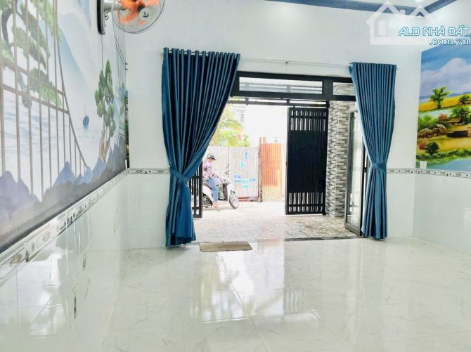 Bán Nhà Tân Xuân Hóc Môn - 83M2 ( 5 x 18,5m ) -Cấp 4 - 2PN - Hẻm HXH -  Chỉ 2,99Tỷ.