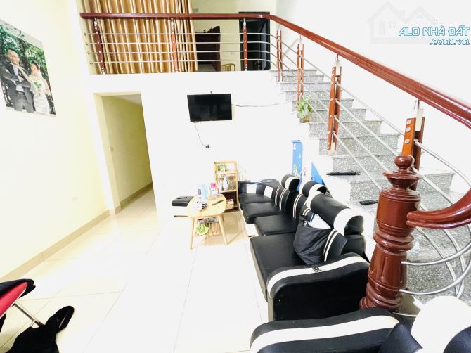 XA LA- NHÀ 2 TẦNG-57 M- MỚI XÂY- GIÁ ĐẦU TƯ CỤC TỐT