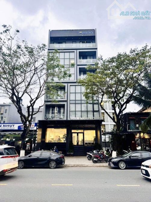 Bán gấp tòa nhà mặt phố trung tâm Hà Đông 100m2 mặt tiền 10 mét chỉ 3x tỷ