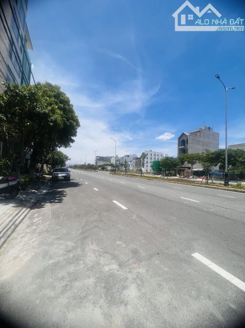 chủ bán biển đường Minh mạng 125 m trục thông 2 làn
