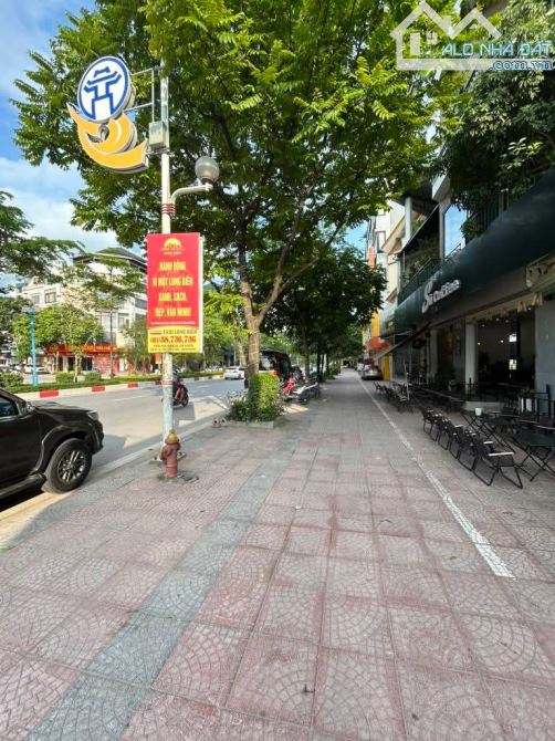 Bán  Nhà Phố Cổ Linh-Thạch Bàn: Giá Chào Hơn 80Triệu/ m2 ( Còn thương lượng)