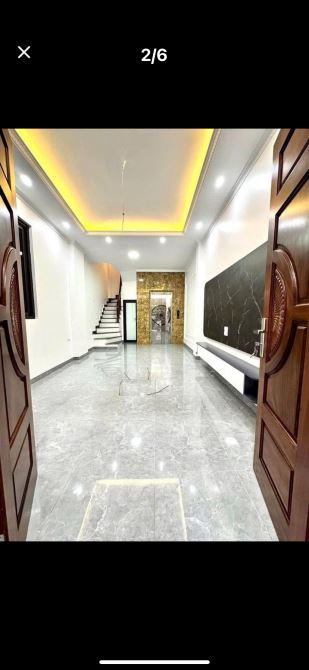 Phố Cổ Nhuế – 43m² – 5 Tầng – Thang Máy – Giá 7.85 Tỷ