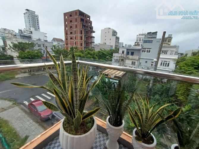 BÁN ĐẤT TẶNG NHÀ CẤP 4- MT TRẦN KHÁNH DƯ CÁCH MAI THÚC LÂN CHỈ 20M.PHÓ TÂY SẦM UẤT