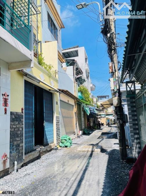Nhà 4 tầng, hẻm 4m Đường Huỳnh Thiên Lộc, P.Hòa Thạnh, Q.Tân Phú, DT 37m², hơn 5TỶ