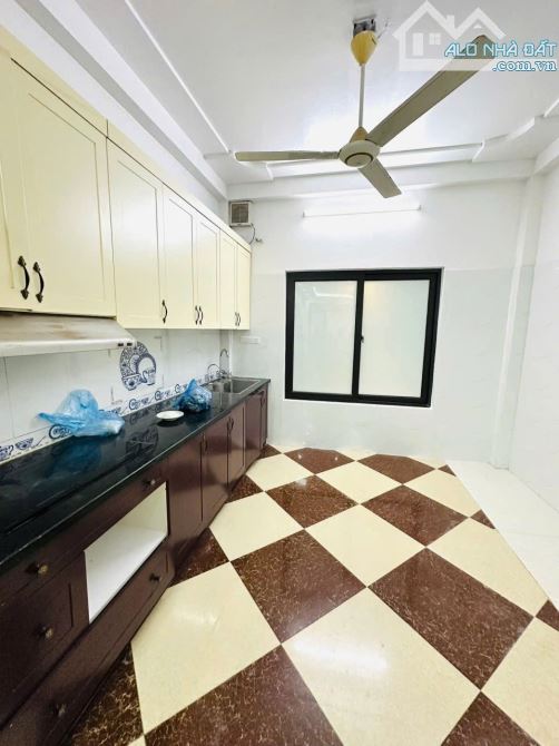 Cổ Nhuế – 39m² – 4 Tầng – MT 3.9m – Nhà Đẹp Ở Ngay – 6.3 Tỷ