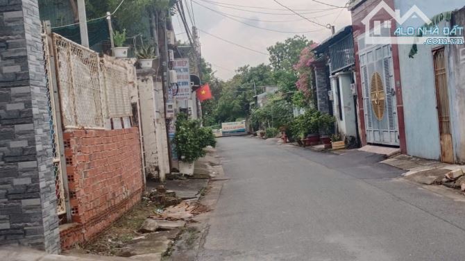 Bán Nhà 180m2 đường ô tô gần Cây Xăng Chợ 26 TP Biên Hòa có 4,5 tỷ