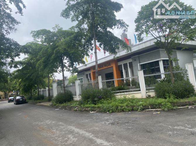 Bán gấp đất TĐC Ngọc Hồi  Vũ Lăng ô tô tránh ,phân lô ,vỉa hè ,kinh doanh đỉnh giá 9.3 tỷ