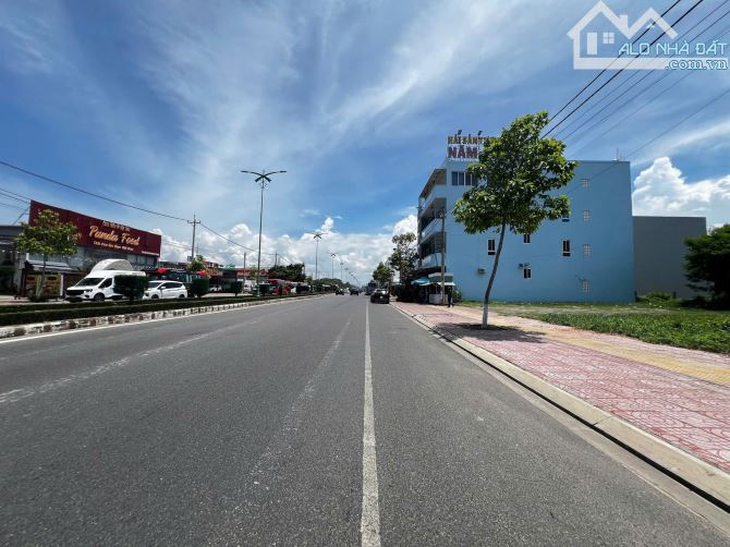 Bán 2 lô mặt tiền Đại Lộ Hùng Vương gần công chứng Nguyễn Dần
