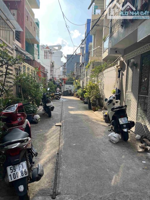 Chủ nhiệt bán Hoàng Sa, 60m2 ngang 5.1m, 2 tầng, chỉ 7 tỷ (20253547)