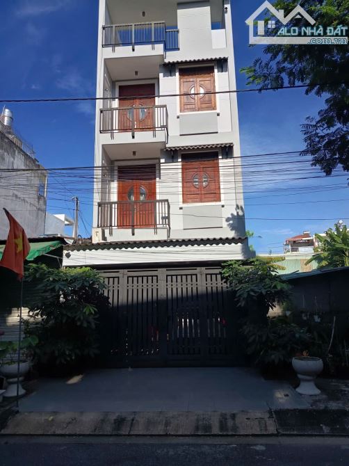 Bán nhà 3 tầng BTCT Quận 12 – gần Công viên Thuận Kiều, Phan Văn Hớn –4PN – giá nhỉnh 7 tỷ