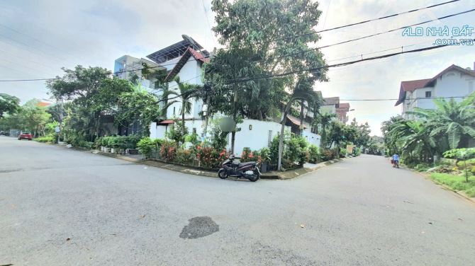 Biệt thự góc 2MT đường 12m Lê văn Lương, Phước Kiển, 214m2, ngang 11m, chỉ hơn 16 tỷ