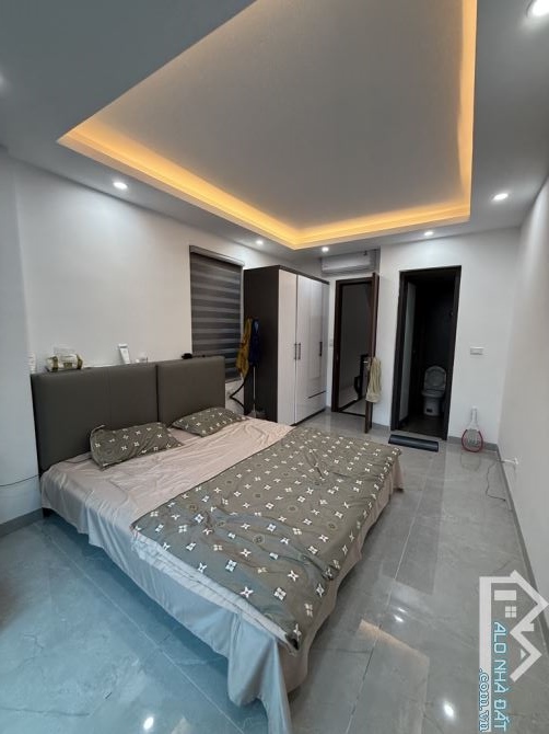 Bán nhà Bát Khối – Cự Khối, 30m², 4.5 tỷ