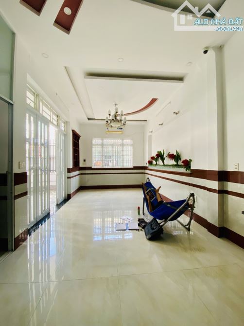 BÁN BIỆT THỰ RIÊNG - HXH THÔNG - 3 TẦNG - 53M2 - 4PN - CHỈ 6,79 TỶ DƯƠNG THỊ MƯỜI Q12