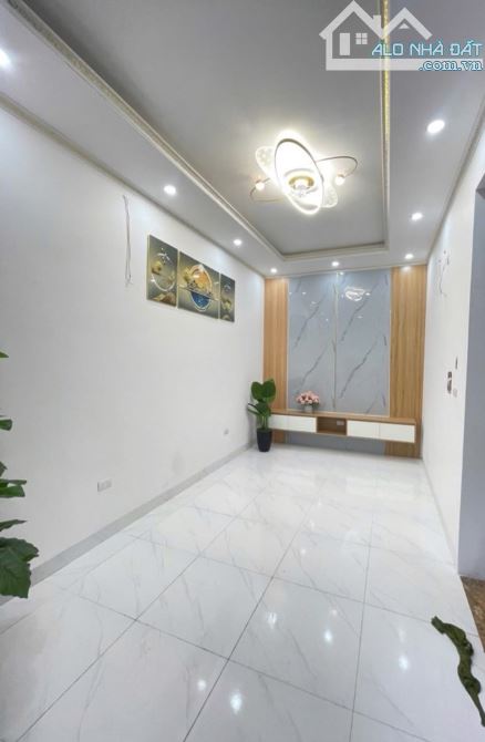🔥B.Á.N NHÀ gần TÔN ĐỨC THẮNG 29m2 (35m2 từ T2)*5T, CÁCH PHỐ 30M, Ô TÔ SÁT NHÀ, NGÕ THÔNG