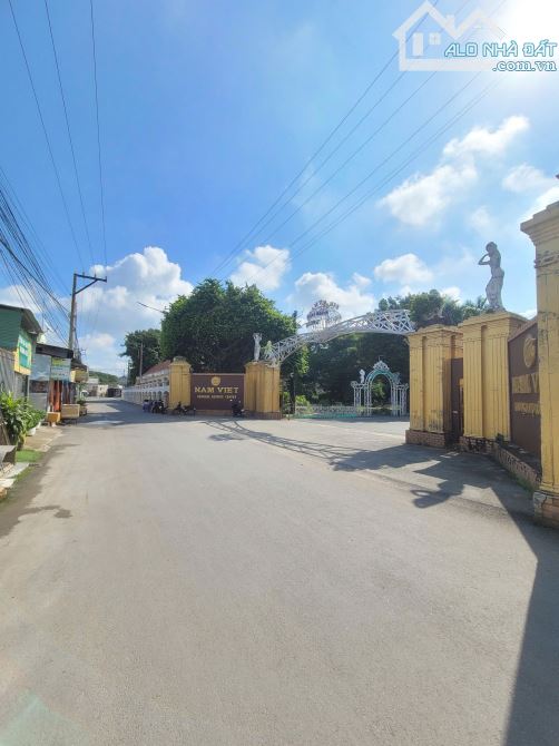 Bán đất MT đường Kinh Doanh Buôn Bán p.Tân Phước Khánh Tp.Tân Uyên chỉ 2ty750 TL M7416