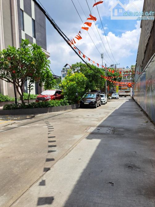 Bán nhà C4 đường Tân Hoà Đông, P14, Quận 6, DT 84m2 (4x21), Hẻm xe hơi, 6 tỷ nhỉnh.