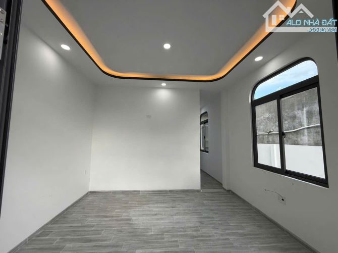 bán nhà đẹp mới xây hiện đại sân vườn rộng rãi - 10