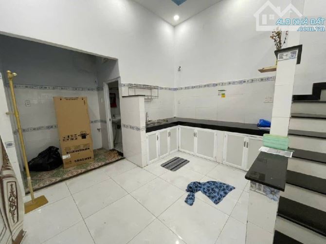 NGUYỄN SỈ SÁCH - GIÁP TRƯỜNG CHINH - 2 TẦNG - 60m VUÔNG - MẶT TIỀN KINH DOANH - CHỈ 6.8 TỶ - 10
