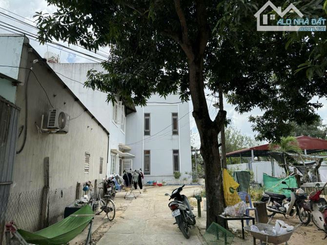 BAO ĐẦU TƯ, Nguyễn Thị Định, phù hợp xây CHDV, ngang  8 x 13, 4.xx tỷ - 10