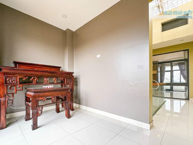 Nhà 3 tầng đường ĐÔNG HƯNG THUẬN 5 phường ĐÔNG HƯNG THUẬN Q12 dt 114,1m2(4,2mx25m) Hẻm Ôtô - 10