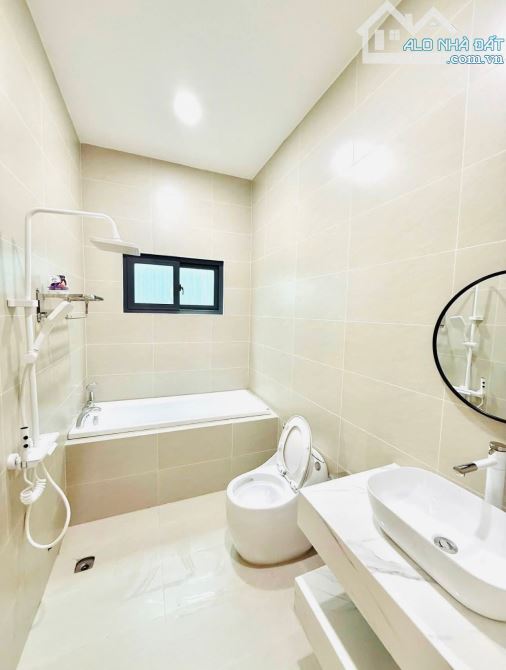 🏡 CHO THUÊ NHÀ NGUYÊN CĂN - HẺM PHẠM NGŨ LÃO  ✨ Nhà mới xây 100% - Full nội thất cao cấp - 10
