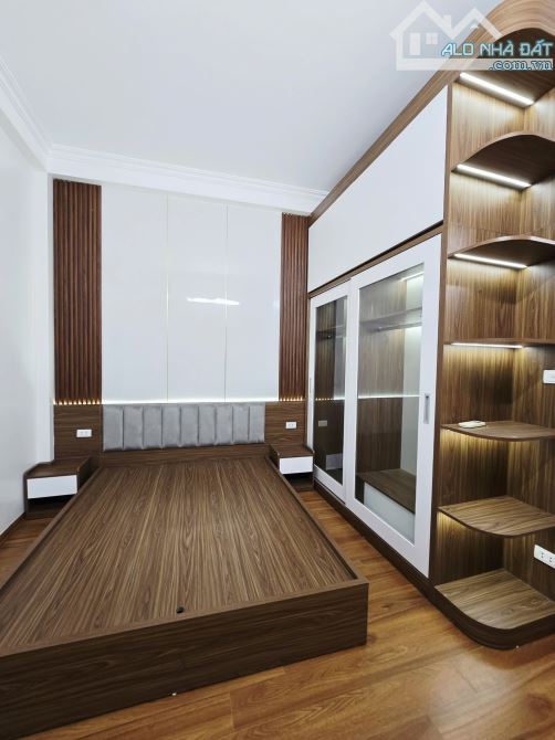 NHÀ ĐẸP MẶT NGÕ KIM GIANG-HẠ ĐÌNH -THANH XUÂN-OTO 10M-FULL ĐỒ SANG SỊN-4 TẦNG-40M-9 TỶ - 11