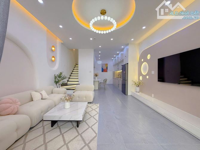 NHÀ ĐẸP KIỆT RỘNG DƯƠNG ĐÌNH NGHỆ - CÁCH MẶT TIỀN CHỈ VÀI BƯỚC CHÂN - 11
