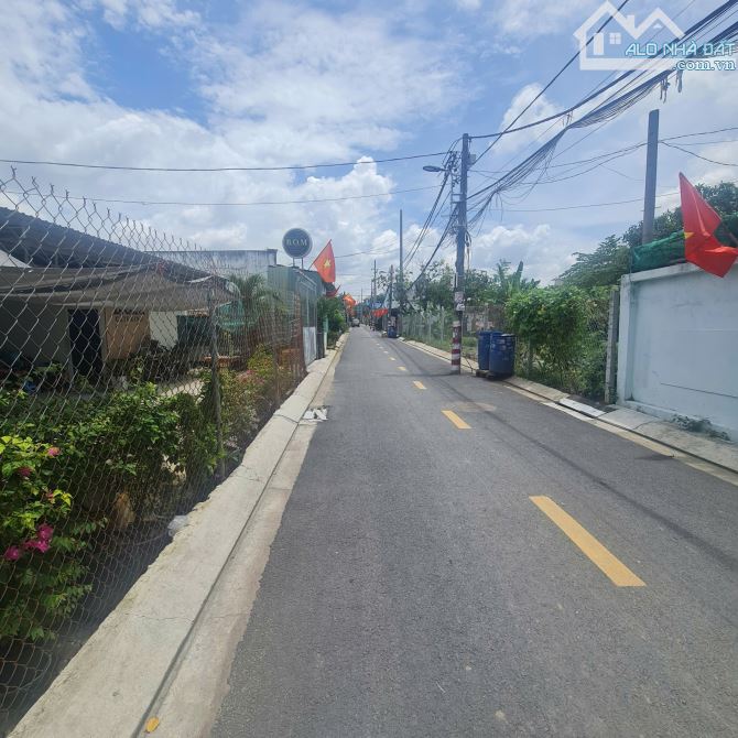 SIÊU PHẨM - ĐƯỜNG NHỰA 6M XE HƠI ĐẬU TRONG NHÀ - 226M2 - FULL TC CHỈ 9 TỎI TL - 11
