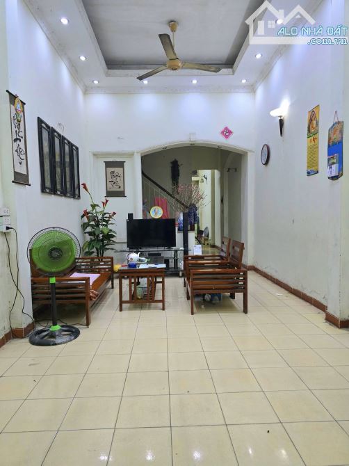 CẦN BÁN NHÀ KHUẤT DUY TIẾN THANH XUÂN, NGÕ THÔNG OTO TRÁNH, DT66M2 MÓNG 8TẦNG,16.x TỶ - 1