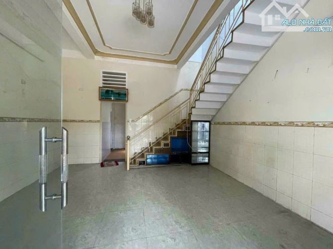 Bán nhà 1 mê mặt tiền đg hải thượng lảng ông dt 42m2 giá 6ty - 1